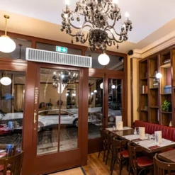 VEVOR 60" Commercial Indoor Air Curtain Super Power 2 Speeds 2100CFM, Wall Mounted Air Curtains For Doors, Indoor Over Door Fan, White