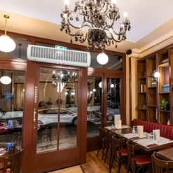 VEVOR 48" Commercial Indoor Air Curtain Super Power 2 Speeds 1650CFM, Wall Mounted Air Curtains For Doors, Indoor Over Door Fan, White